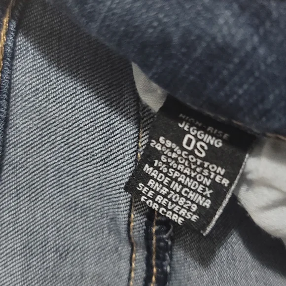 RUE 21 High Rise Jegging - Picture 3 of 5